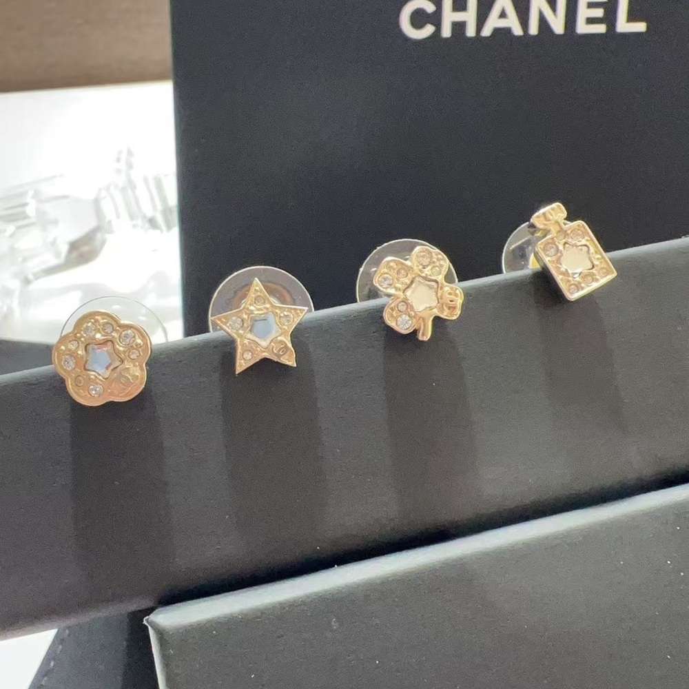 CHANEL Gold Stud Earrings with Crystal Embellishments